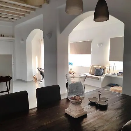 Vila Elisseos Luxury Mykonos With Private Pool & Deluxe Mykonos Town